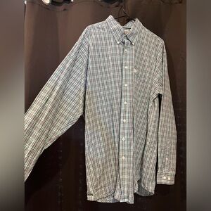 Cinch Plaid Button Up Collared Shirt Size: XL, never been dried in dryer .